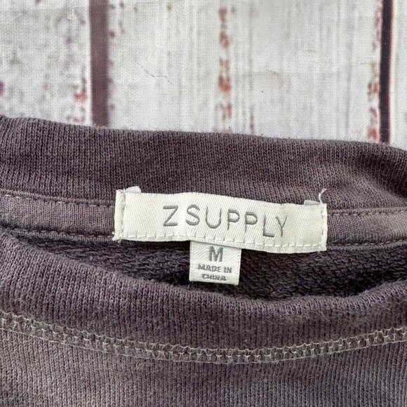 Z SUPPLY - MILLIE CLOUD STAR SWEATSHIRT size Medium - Picture 3 of 7